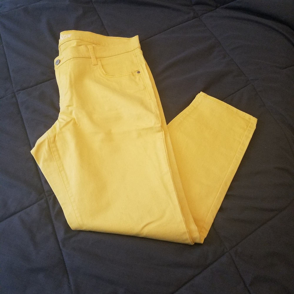 Old Navy Rockstar Skinny Jeans Size 18